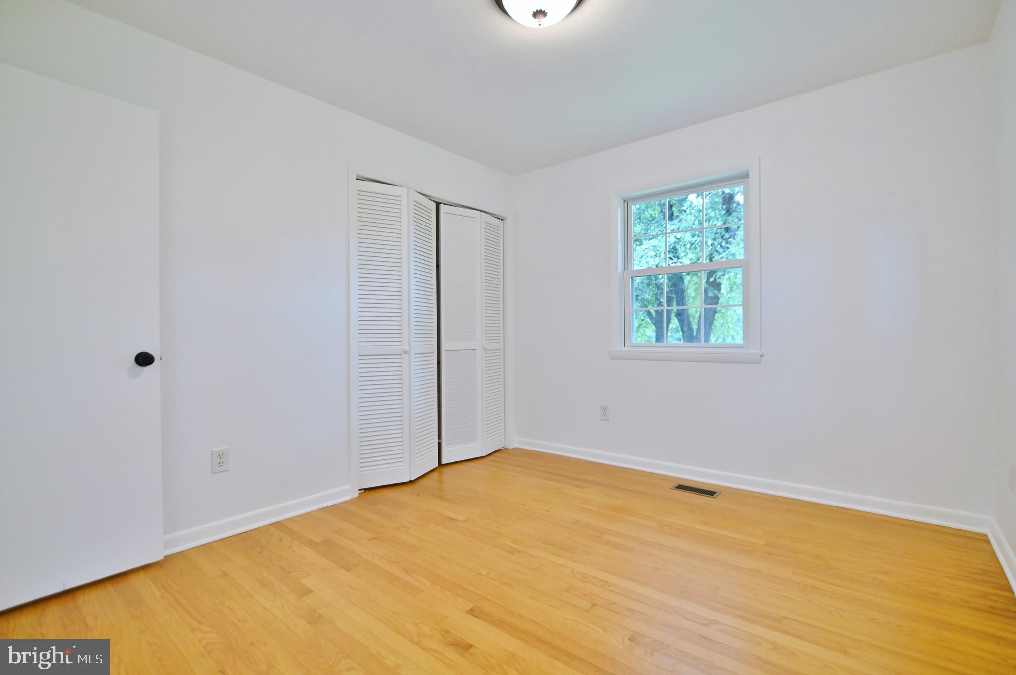 MADISON VILLAGE - Residential