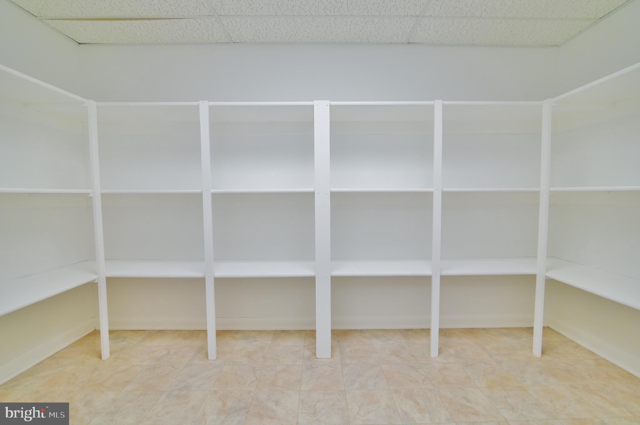 MADISON VILLAGE - Residential