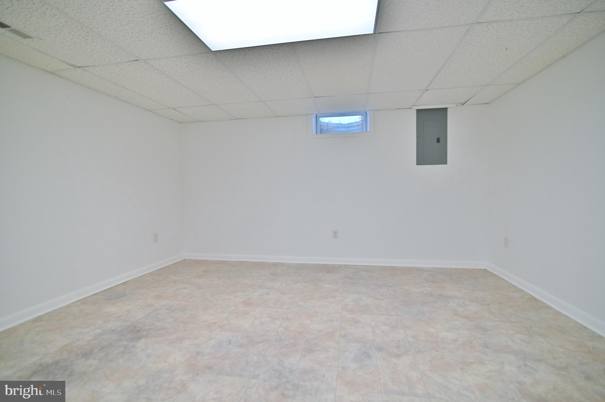 MADISON VILLAGE - Residential