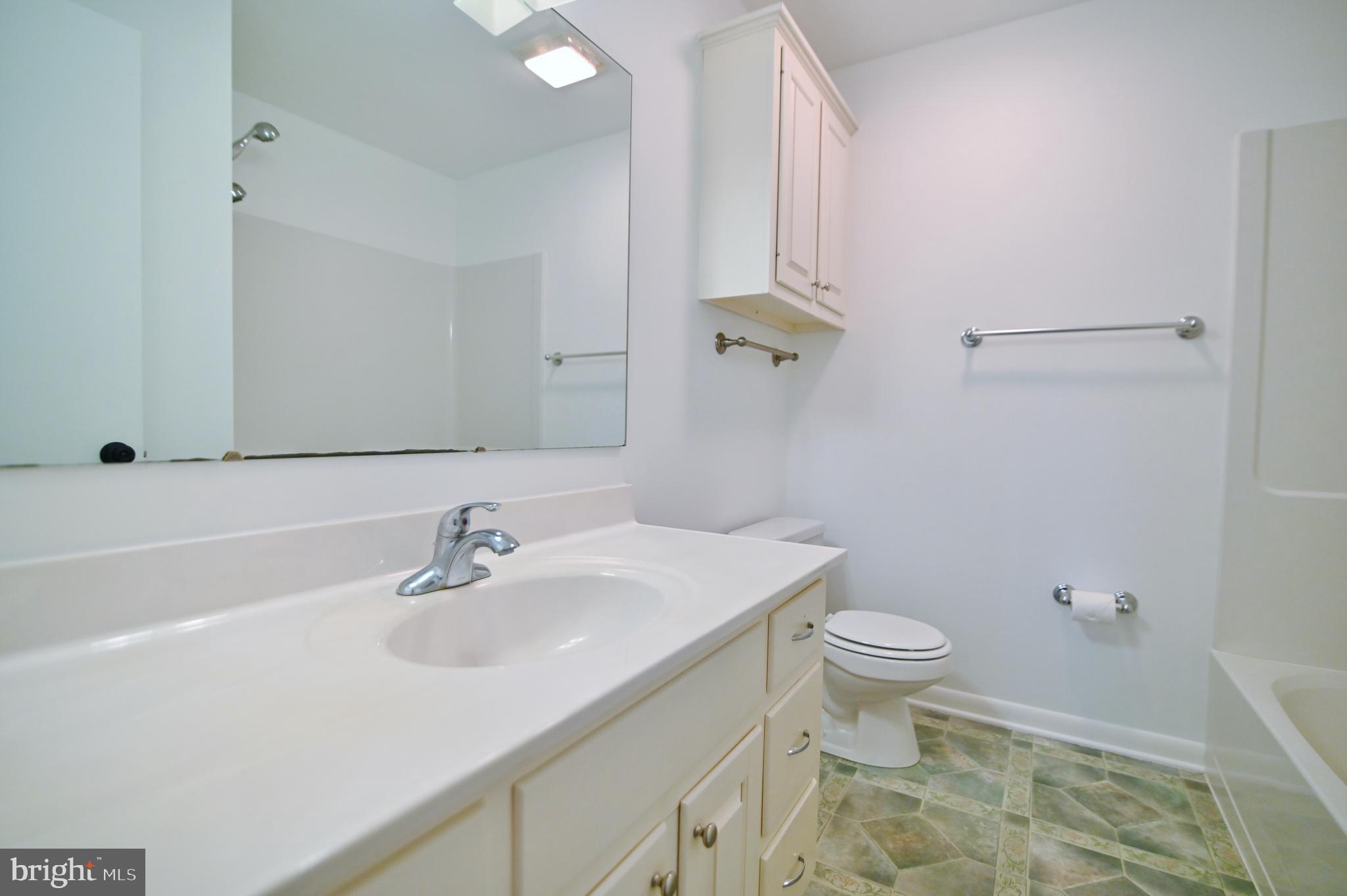 MADISON VILLAGE - Residential