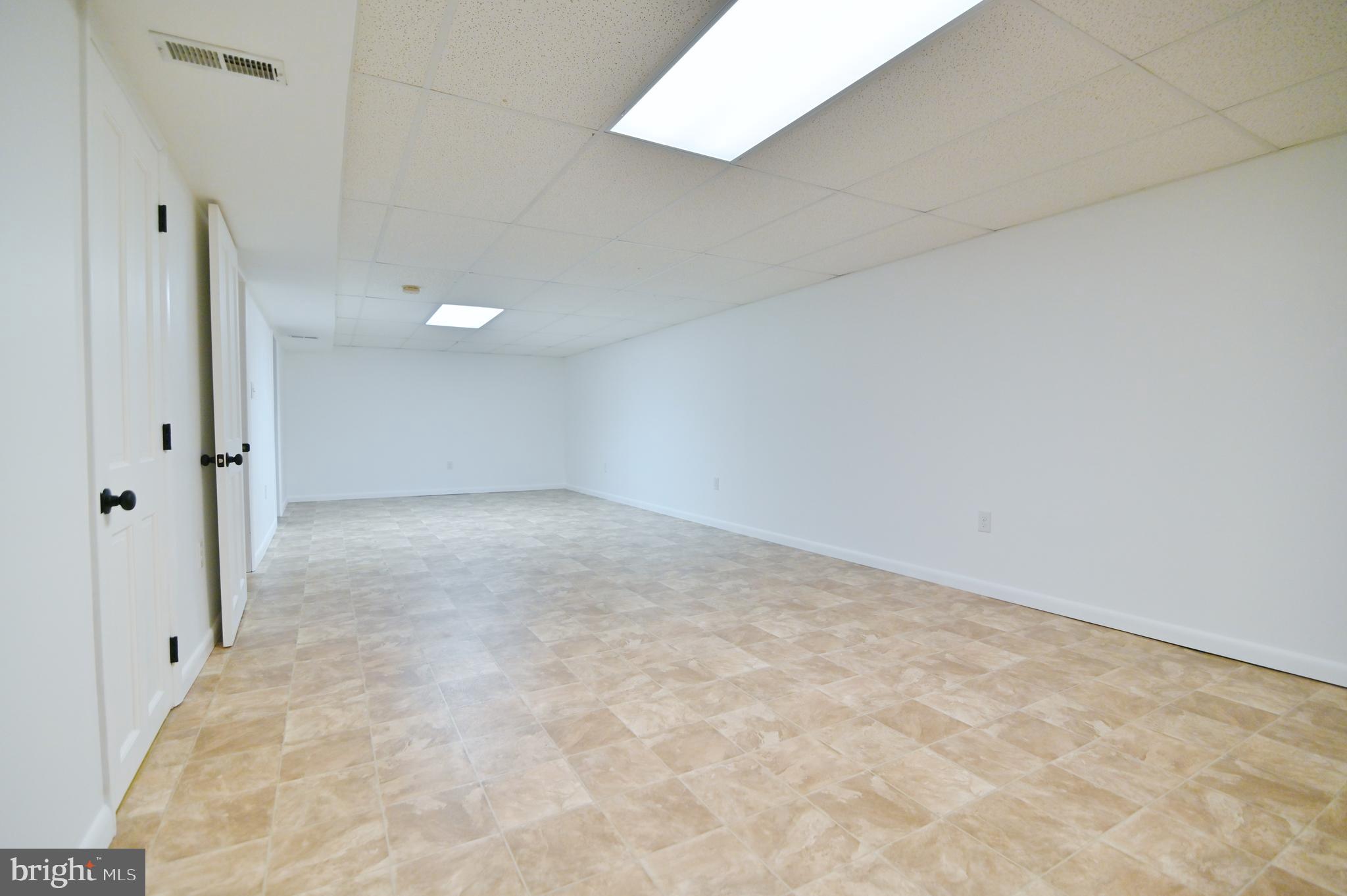 MADISON VILLAGE - Residential