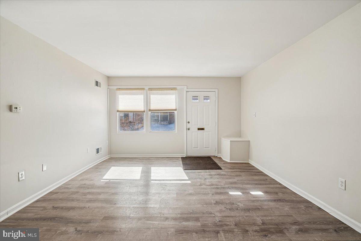 OLD TOWNE VILLAGE CONDOMINIUMS - Residential