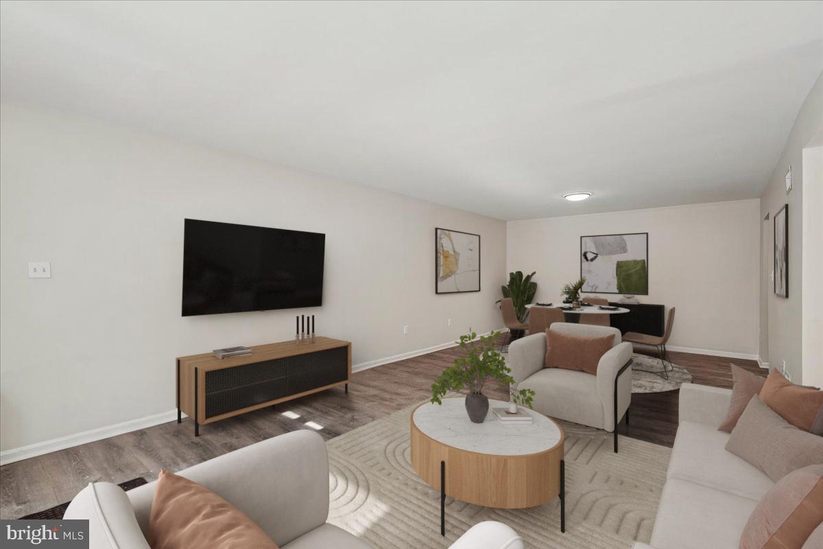 OLD TOWNE VILLAGE CONDOMINIUMS - Residential