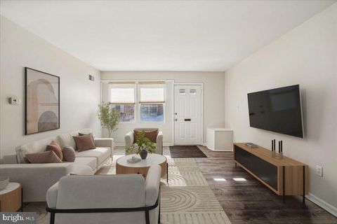 Condo For Sale - 1891 Addison Road<br/> DISTRICT HEIGHTS, MD 20747