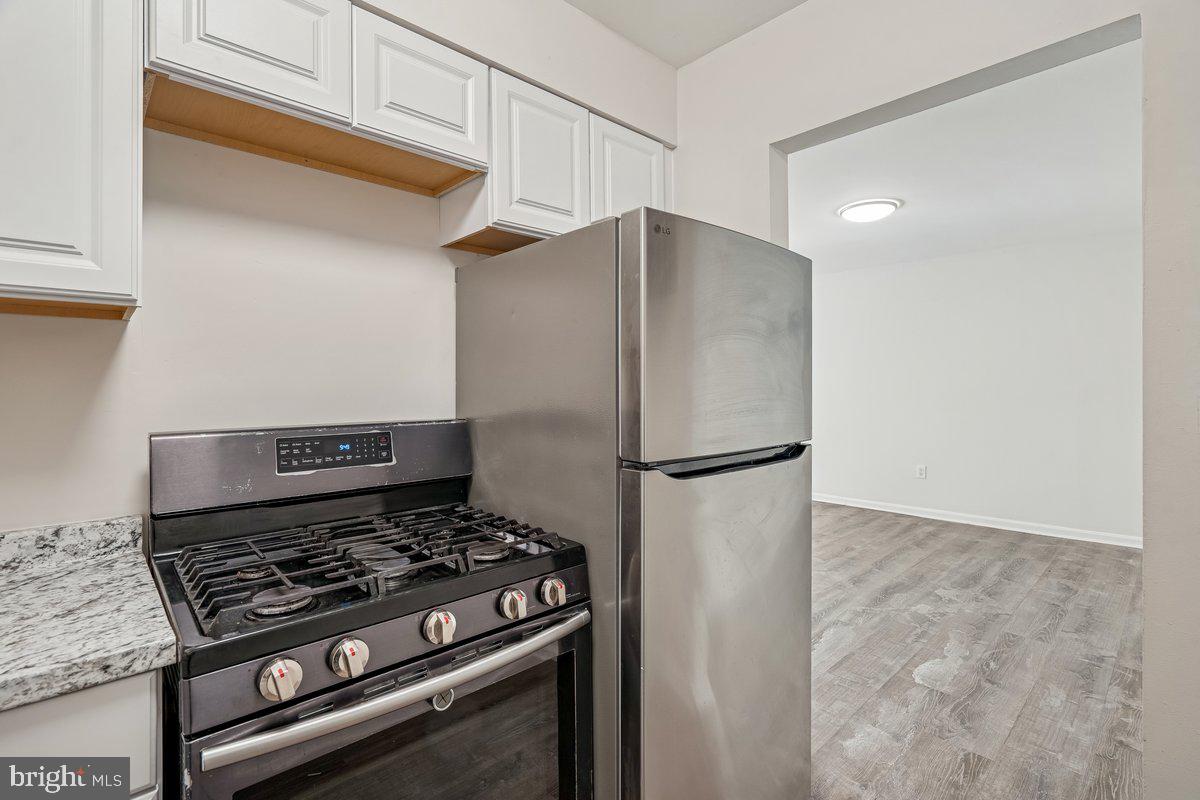 OLD TOWNE VILLAGE CONDOMINIUMS - Residential