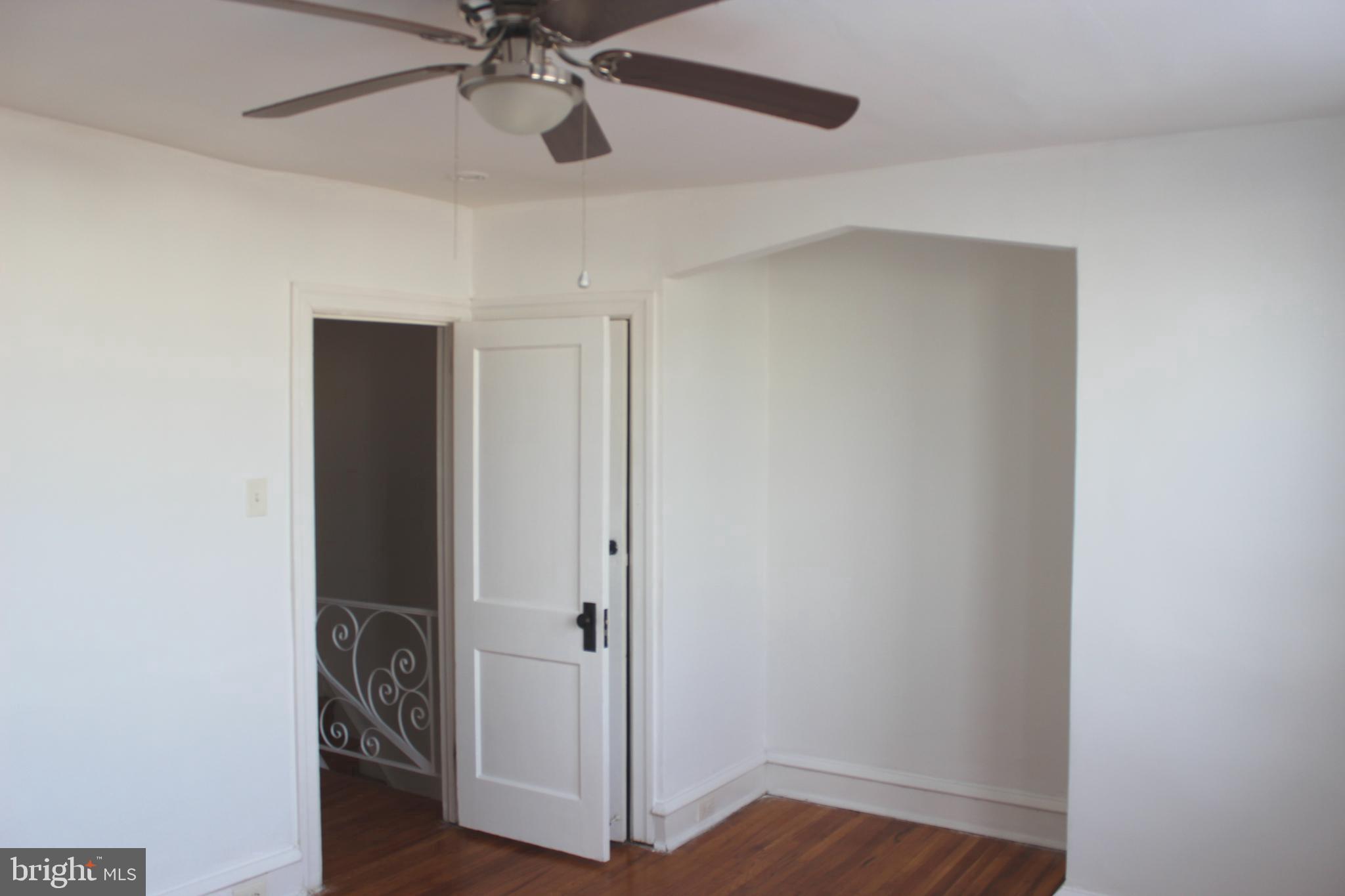 CRESCENTVILLE - Residential