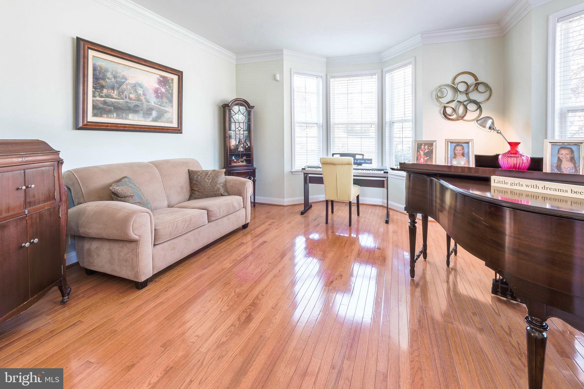 SEVERN MANOR - Residential