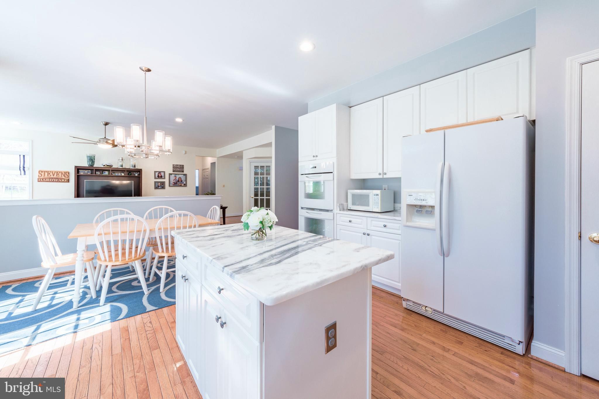 SEVERN MANOR - Residential