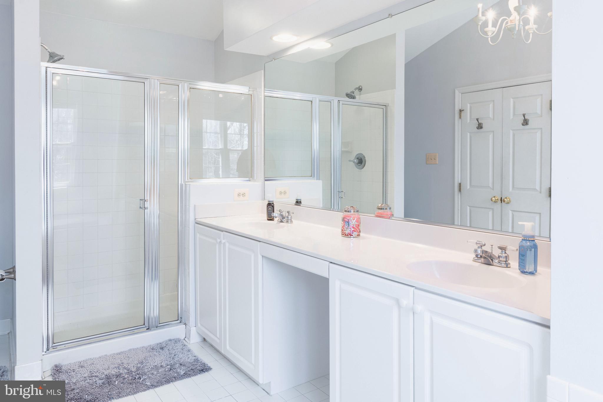 SEVERN MANOR - Residential