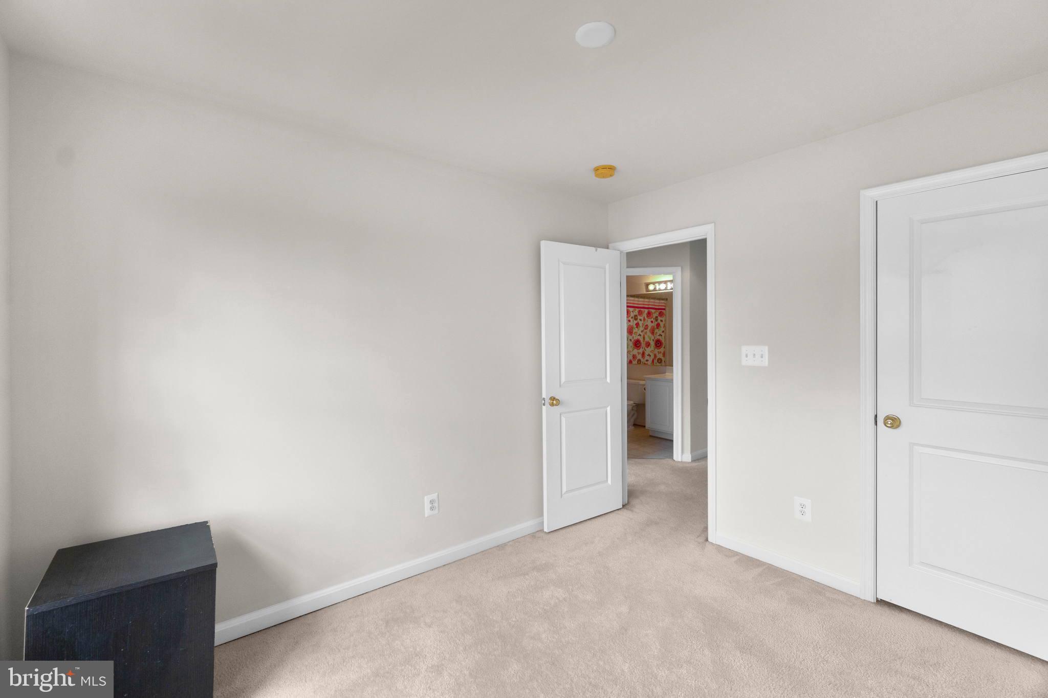 PEMBROOKE/VICTORY LAKES - Residential