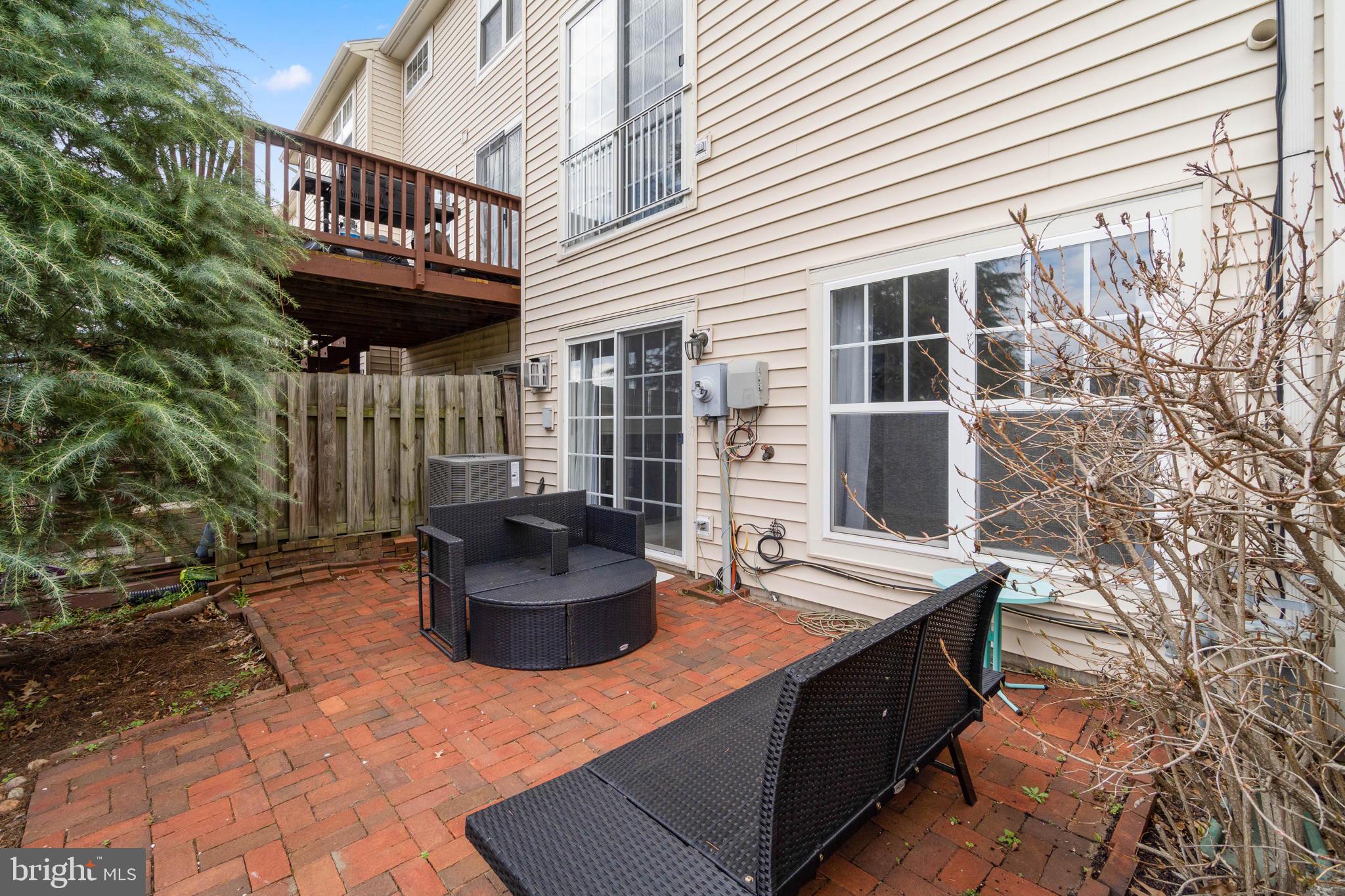 PEMBROOKE/VICTORY LAKES - Residential