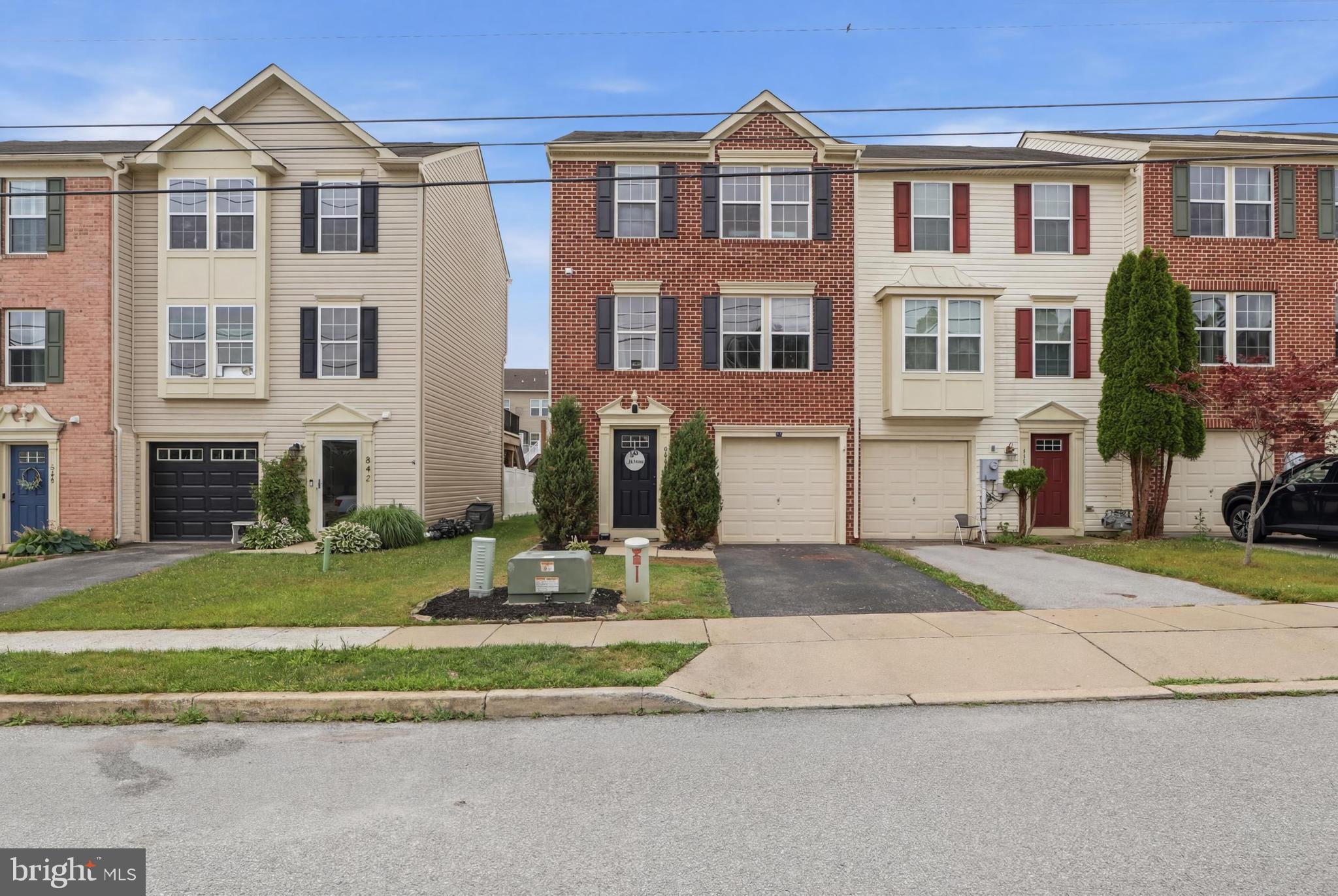 844 BLOSSOM DRIVE
