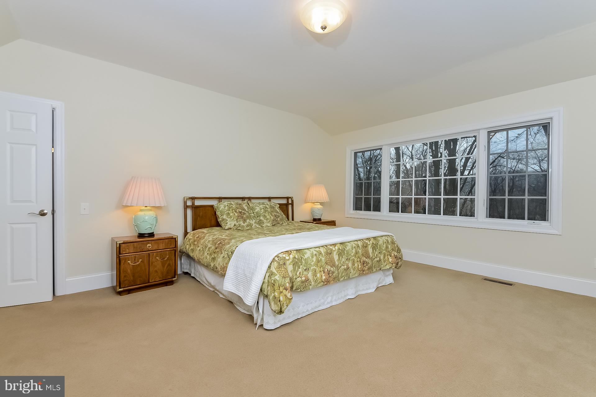 DOUGLASS LANE - Residential