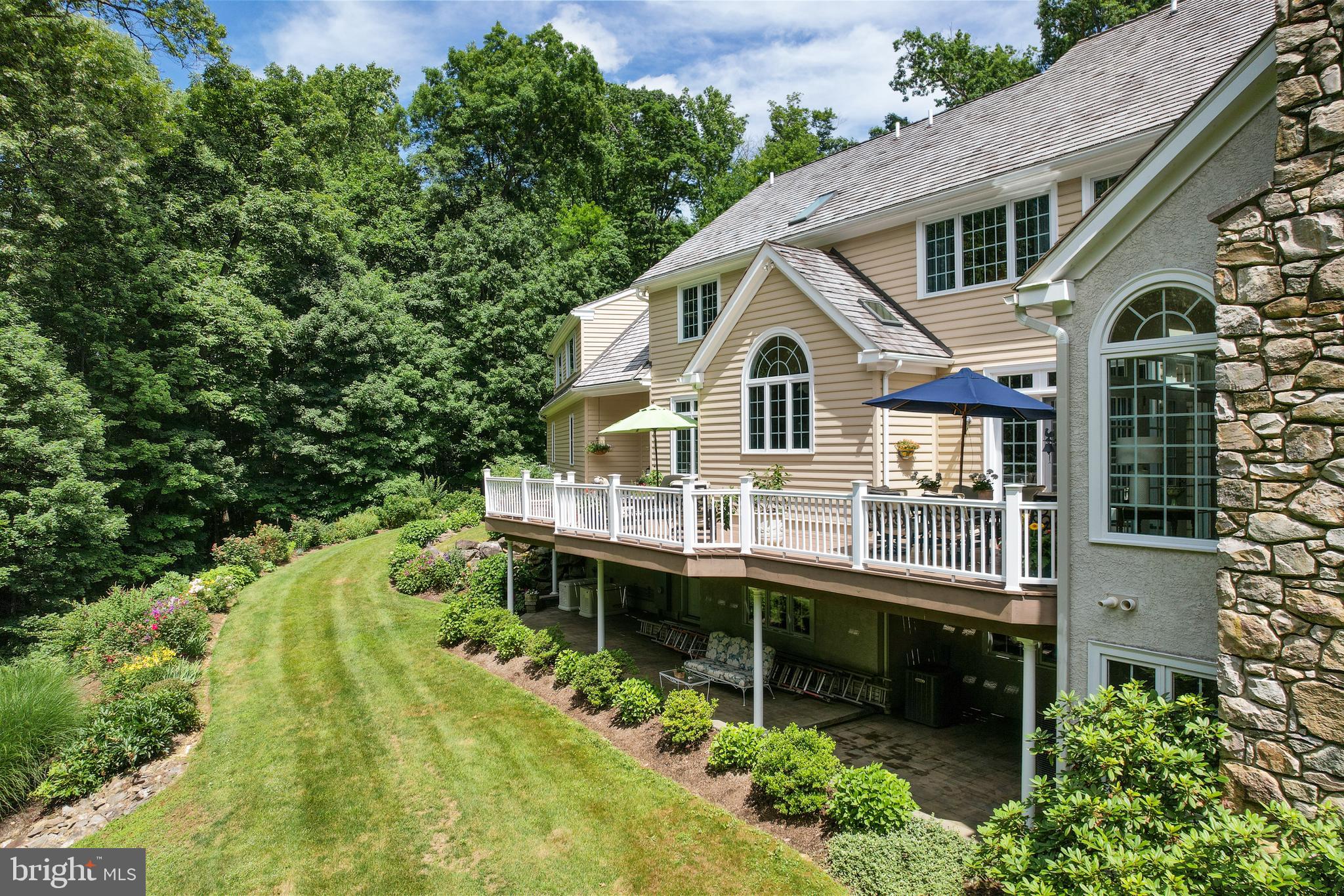 DOUGLASS LANE - Residential