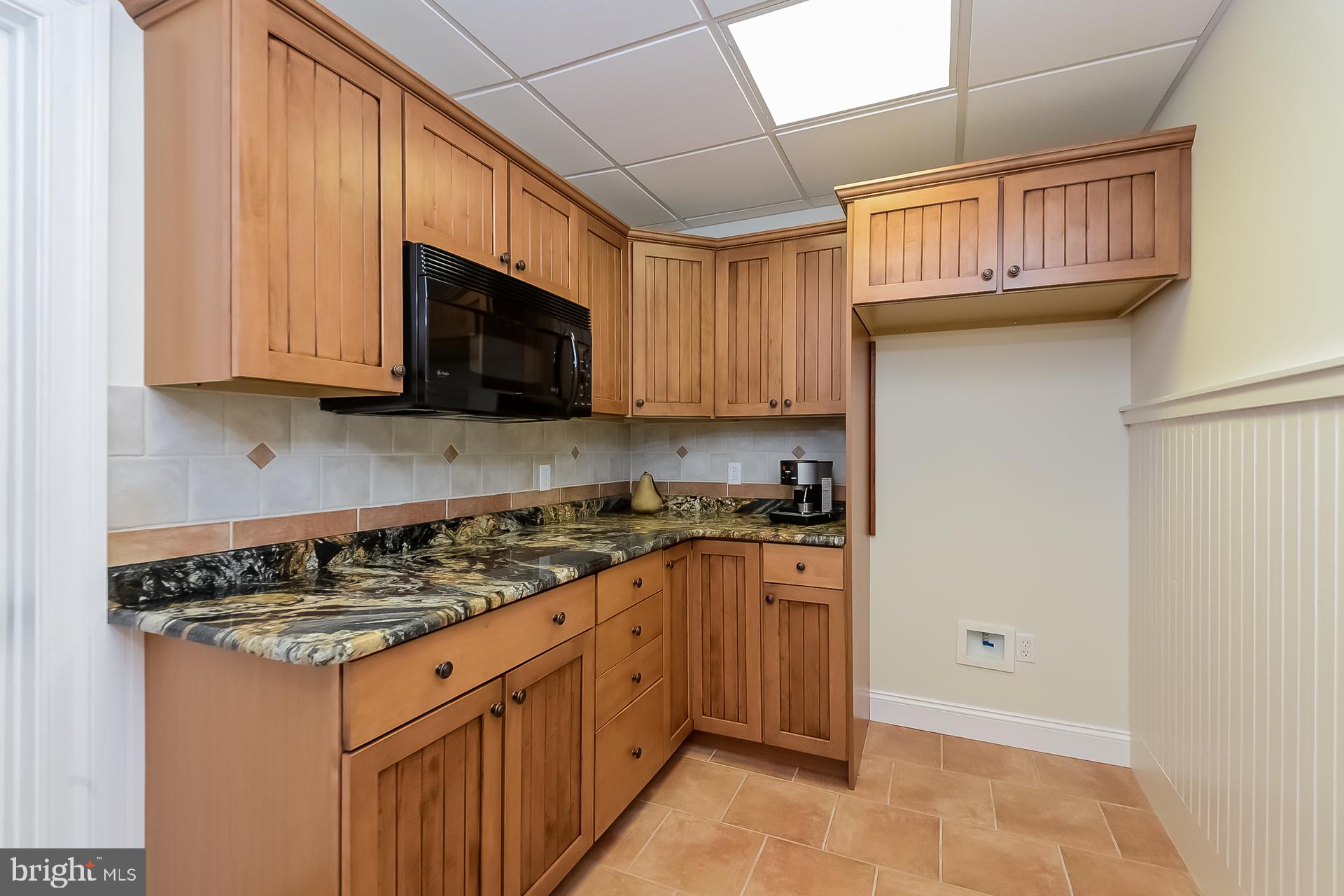 DOUGLASS LANE - Residential