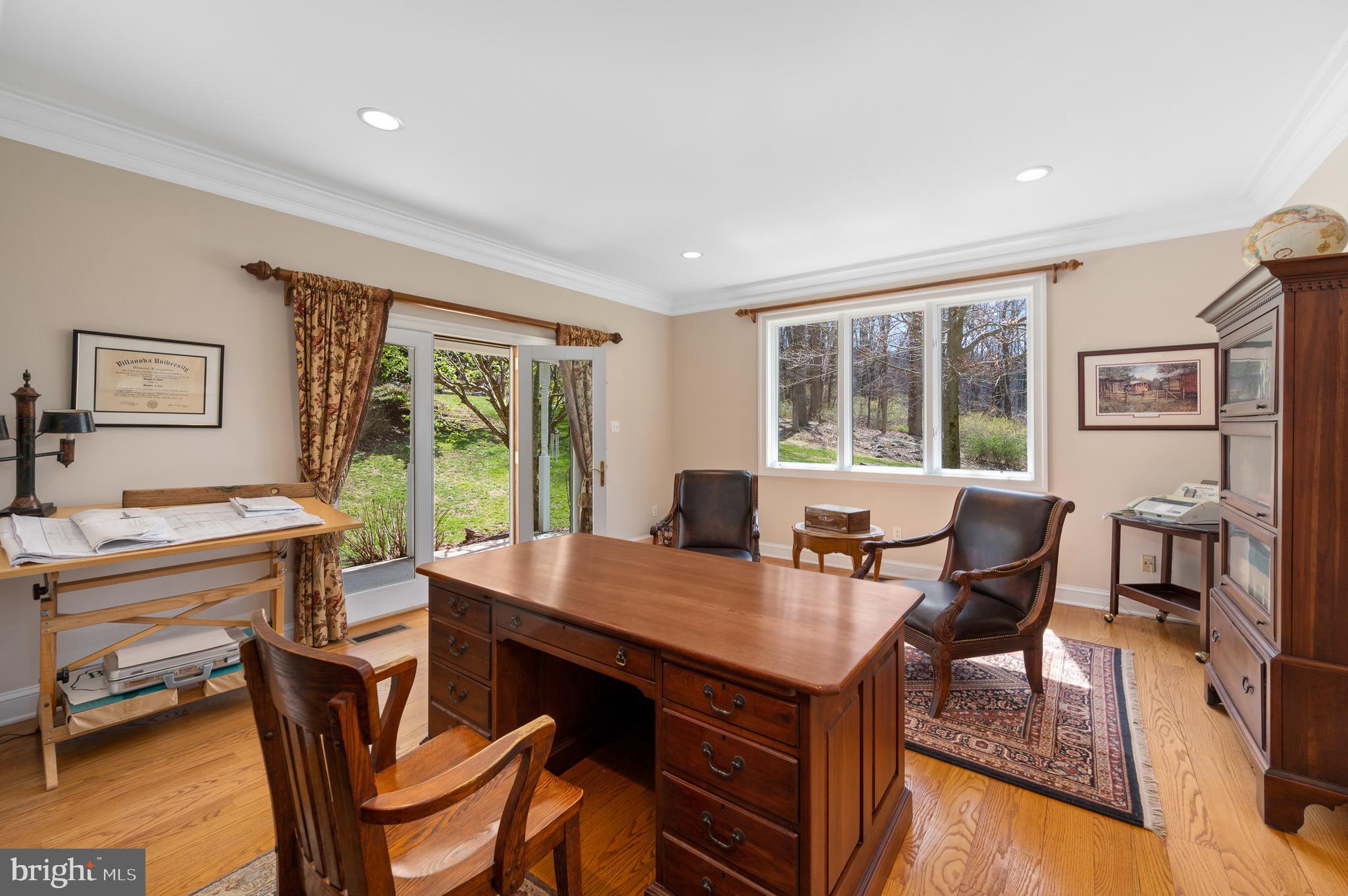 DOUGLASS LANE - Residential