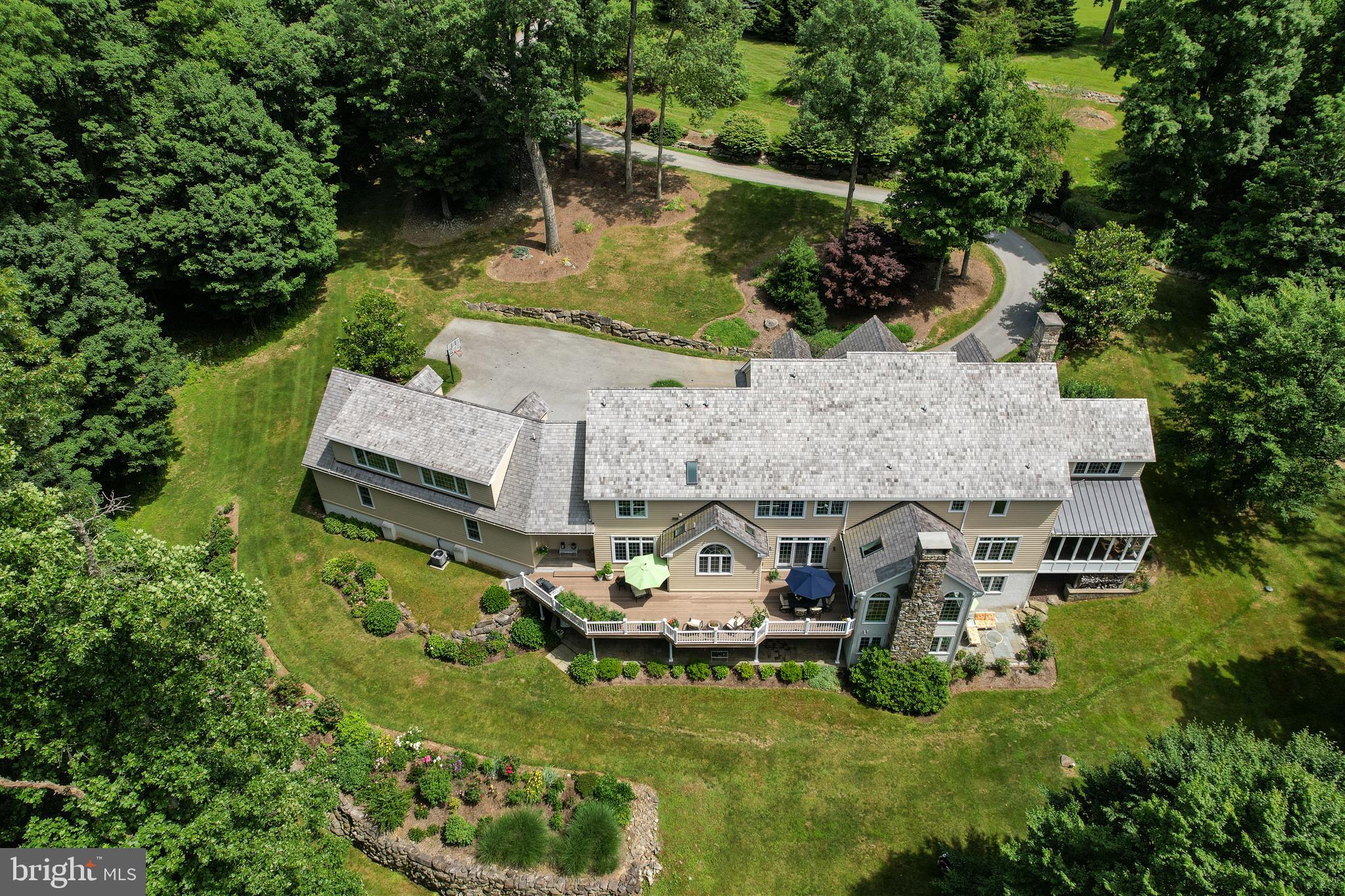 DOUGLASS LANE - Residential