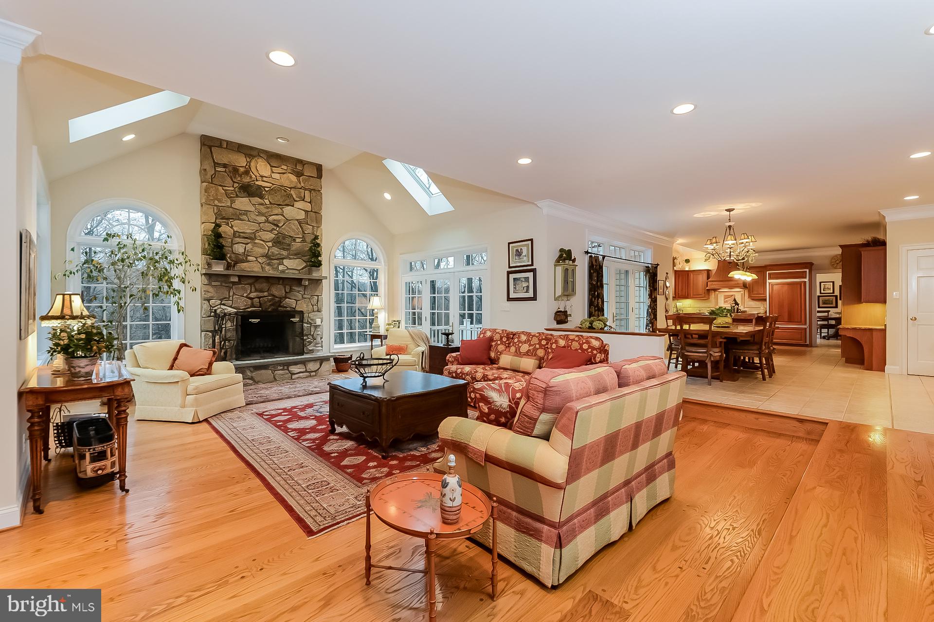 DOUGLASS LANE - Residential