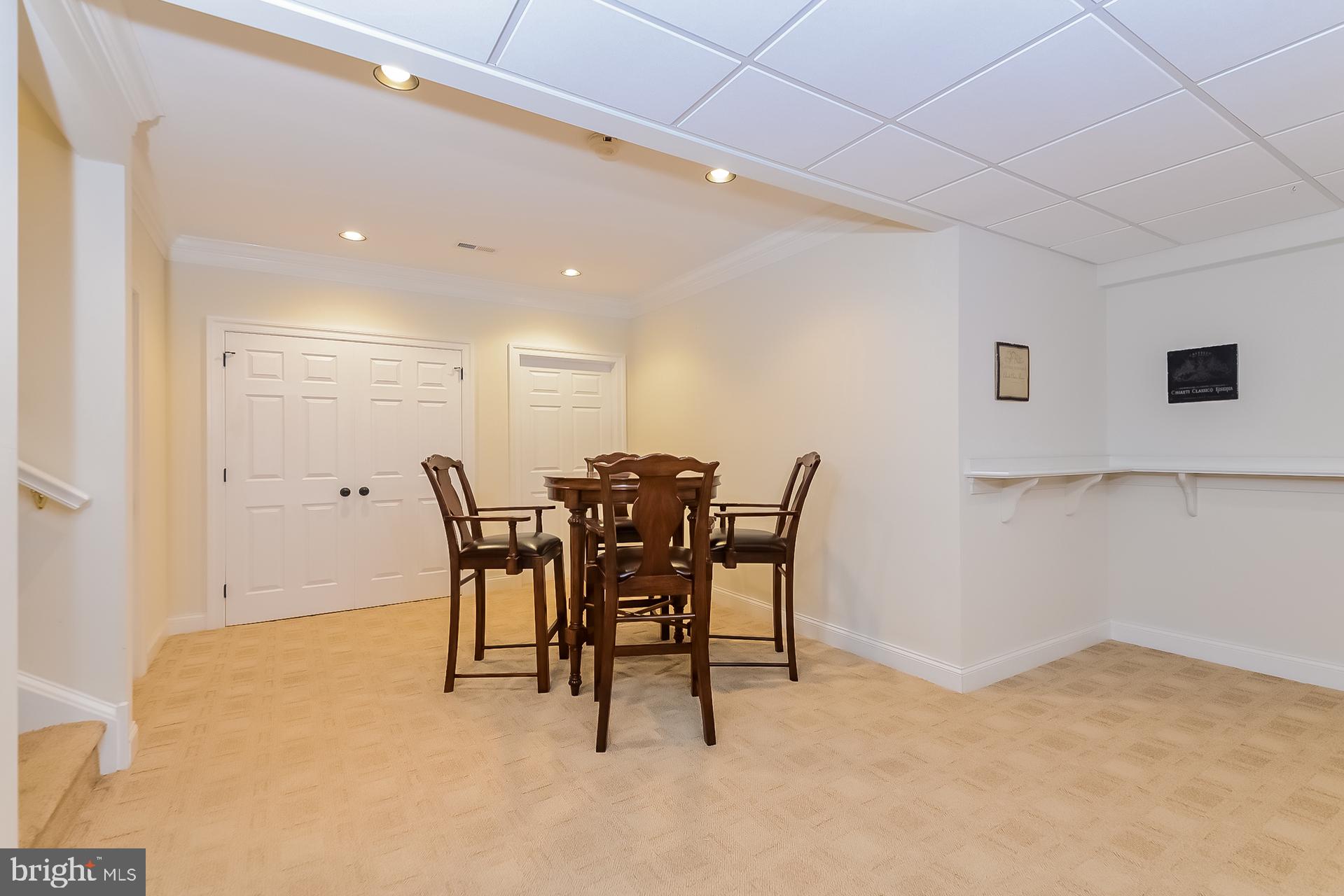 DOUGLASS LANE - Residential