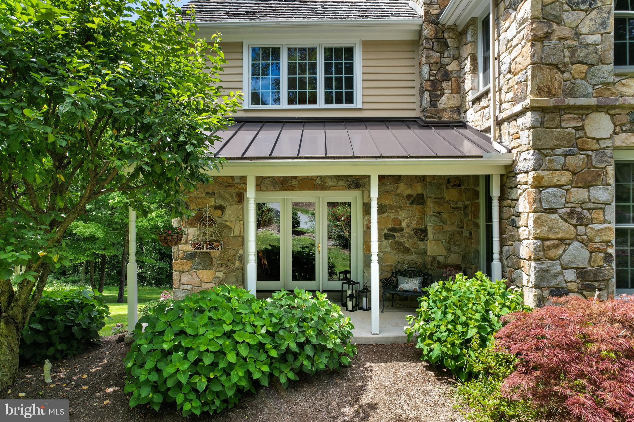 DOUGLASS LANE - Residential