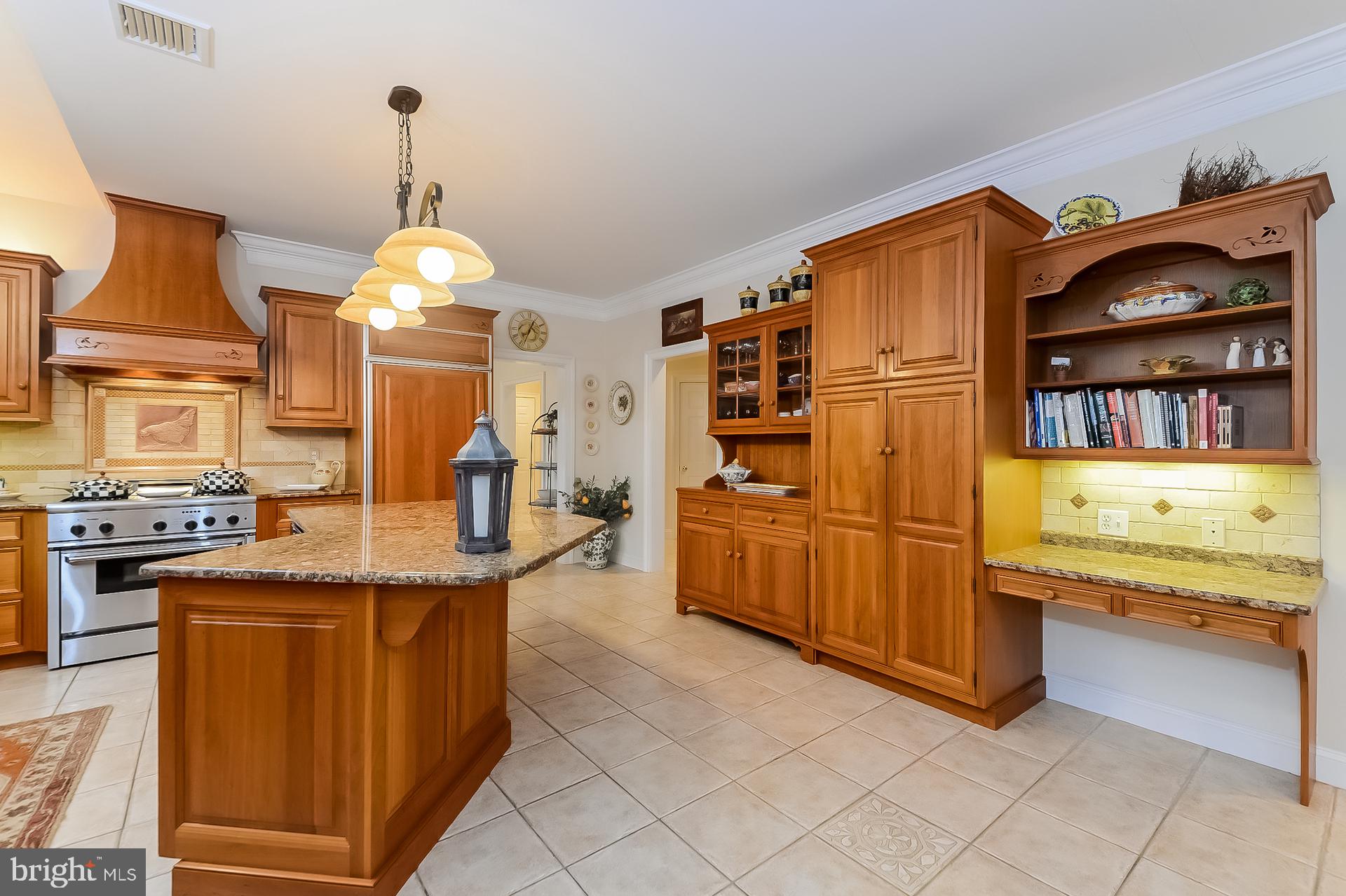 DOUGLASS LANE - Residential