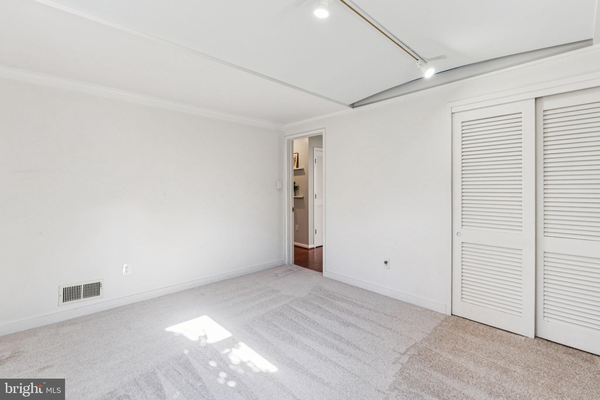 FOREST GLEN - Residential