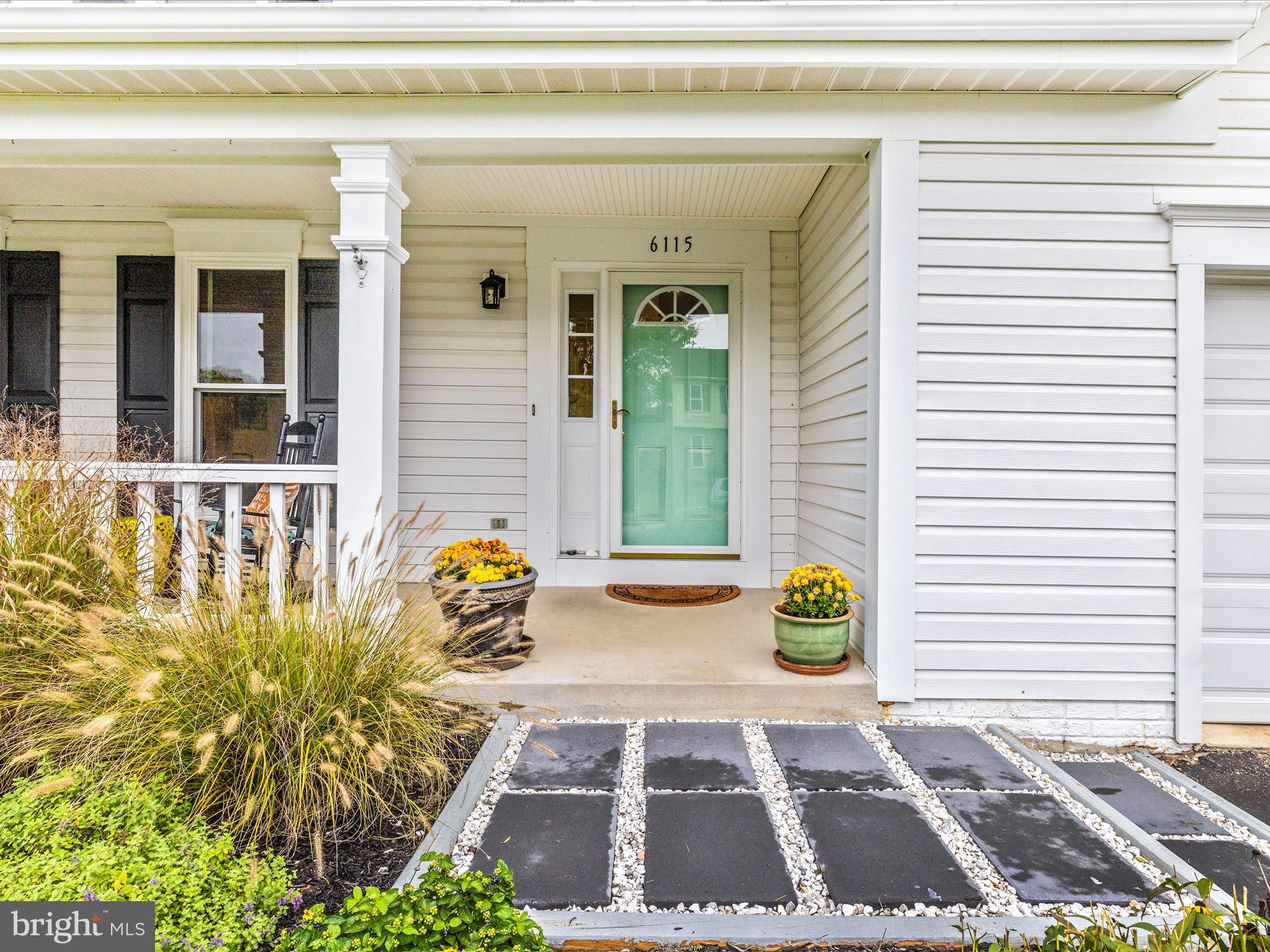 6115 HUCKLEBERRY WAY