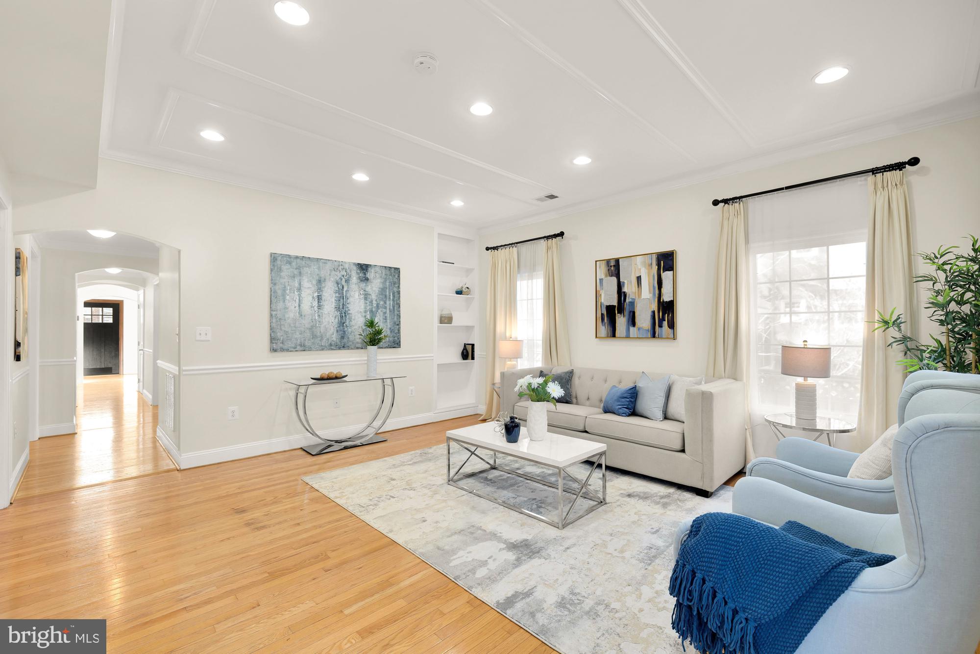 ARLINGTON VIEW - Residential