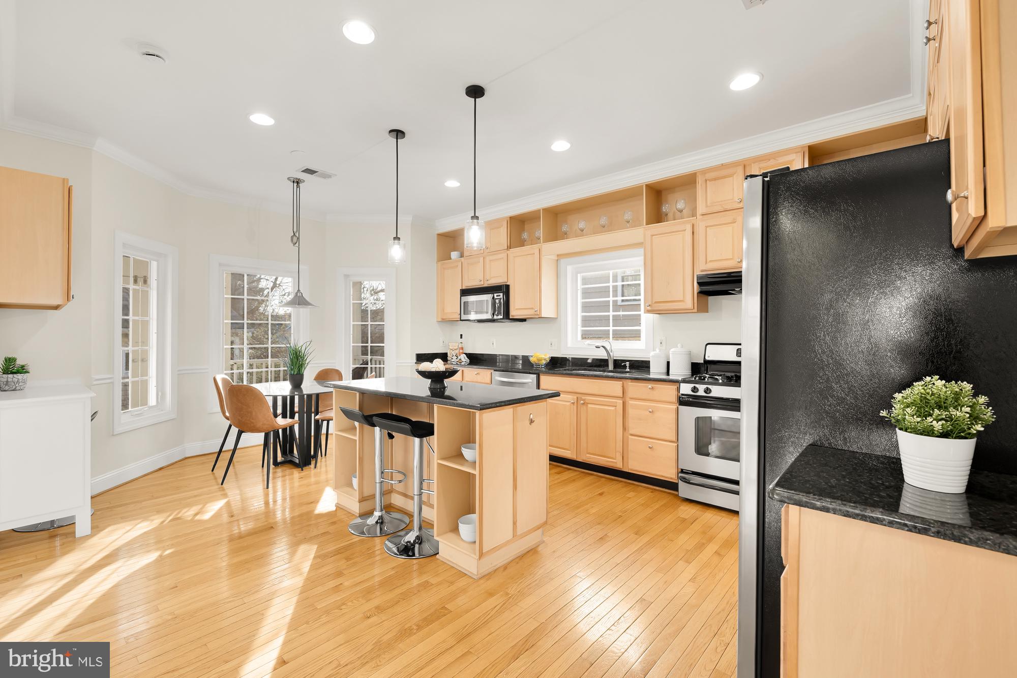 ARLINGTON VIEW - Residential