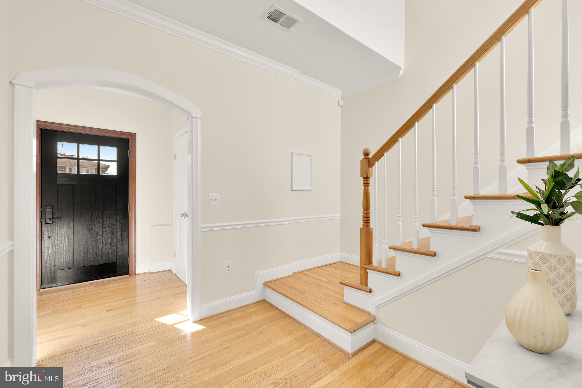 ARLINGTON VIEW - Residential