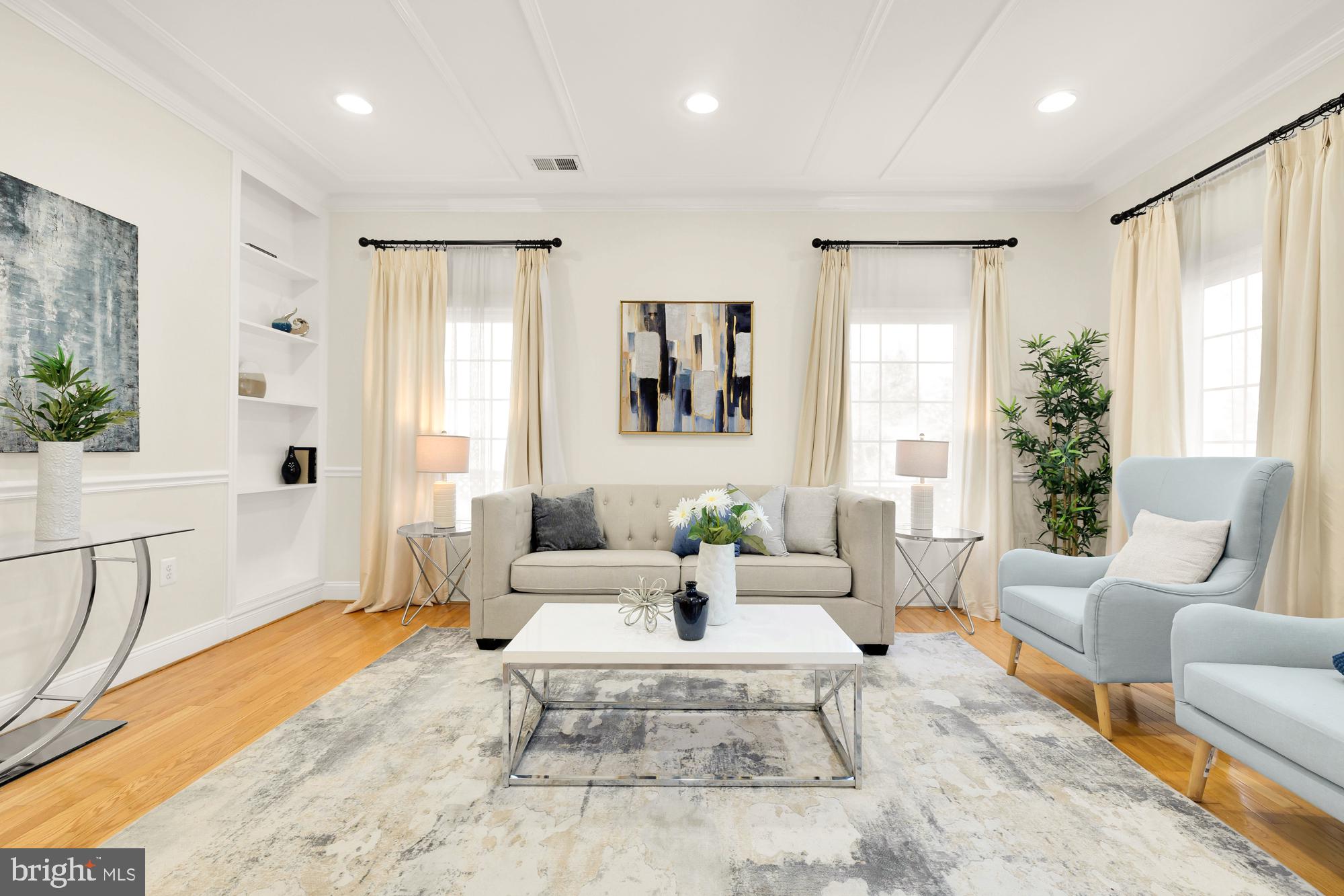 ARLINGTON VIEW - Residential