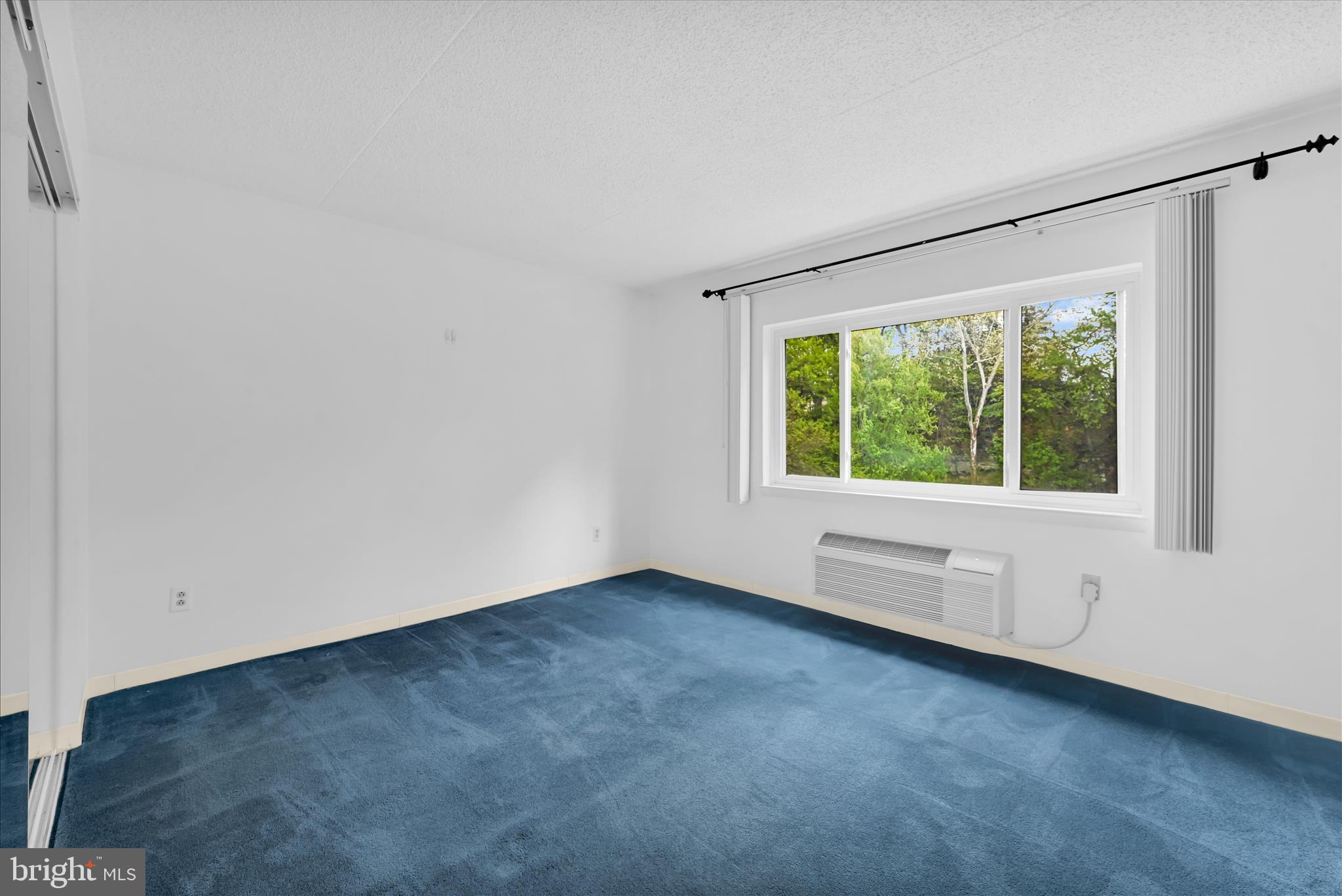 CRUM CREEK VALLEY - Residential