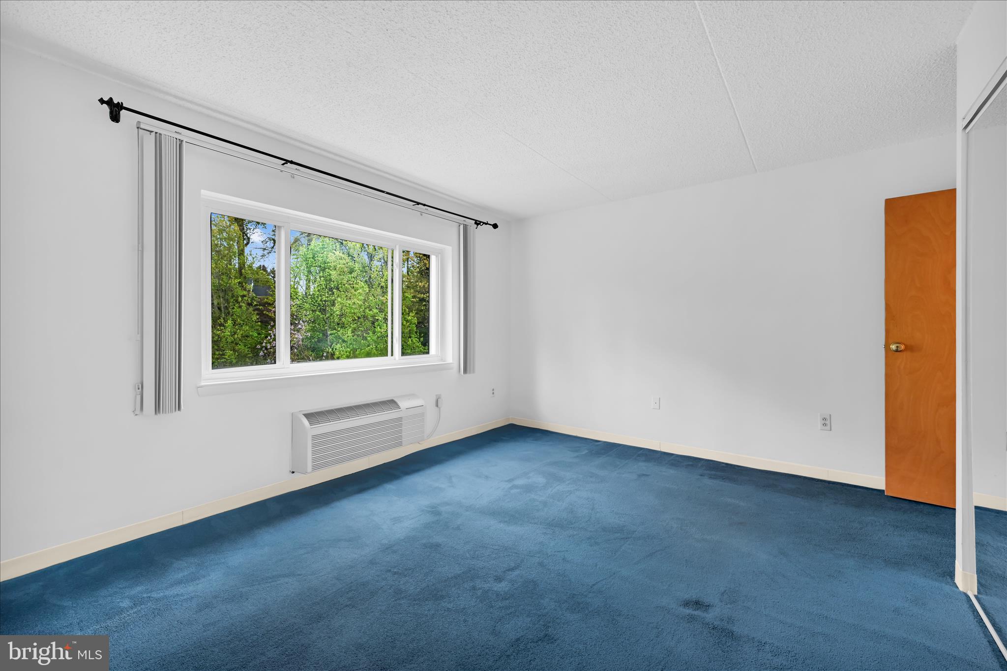 CRUM CREEK VALLEY - Residential