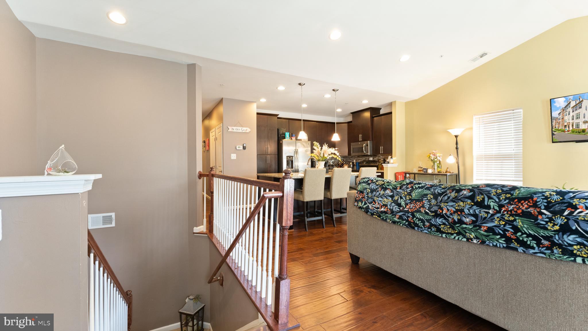 SOMERSET CONDO - Residential Lease