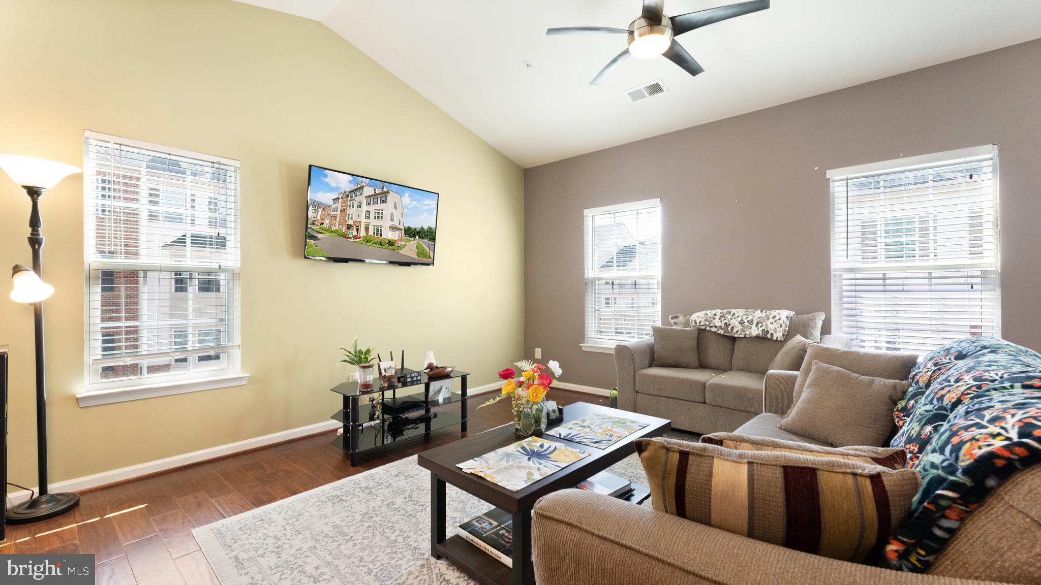 SOMERSET CONDO - Residential Lease