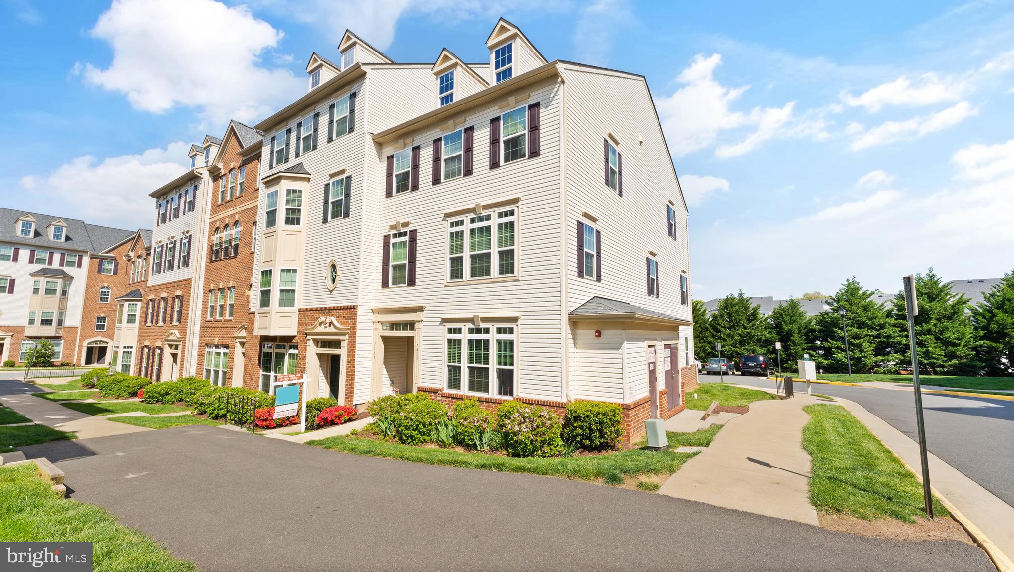 SOMERSET CONDO - Residential Lease