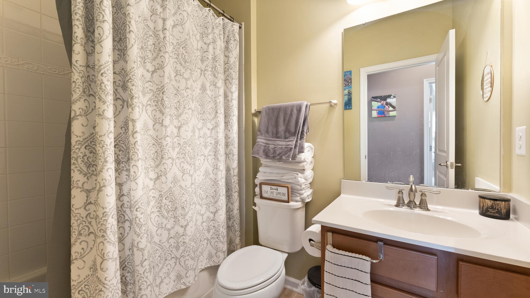 SOMERSET CONDO - Residential Lease