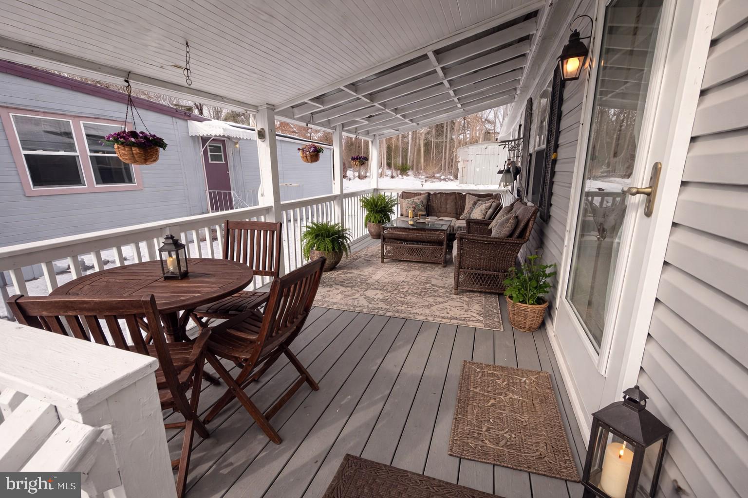 PINEWOOD ESTATES - Residential