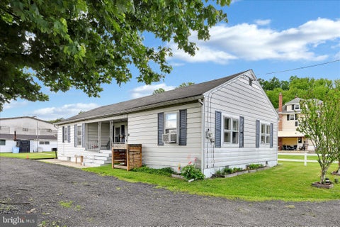 Homes For Sale - 21 Prescott Street<br/> Schuylkill County, CRESSONA, PA 17929