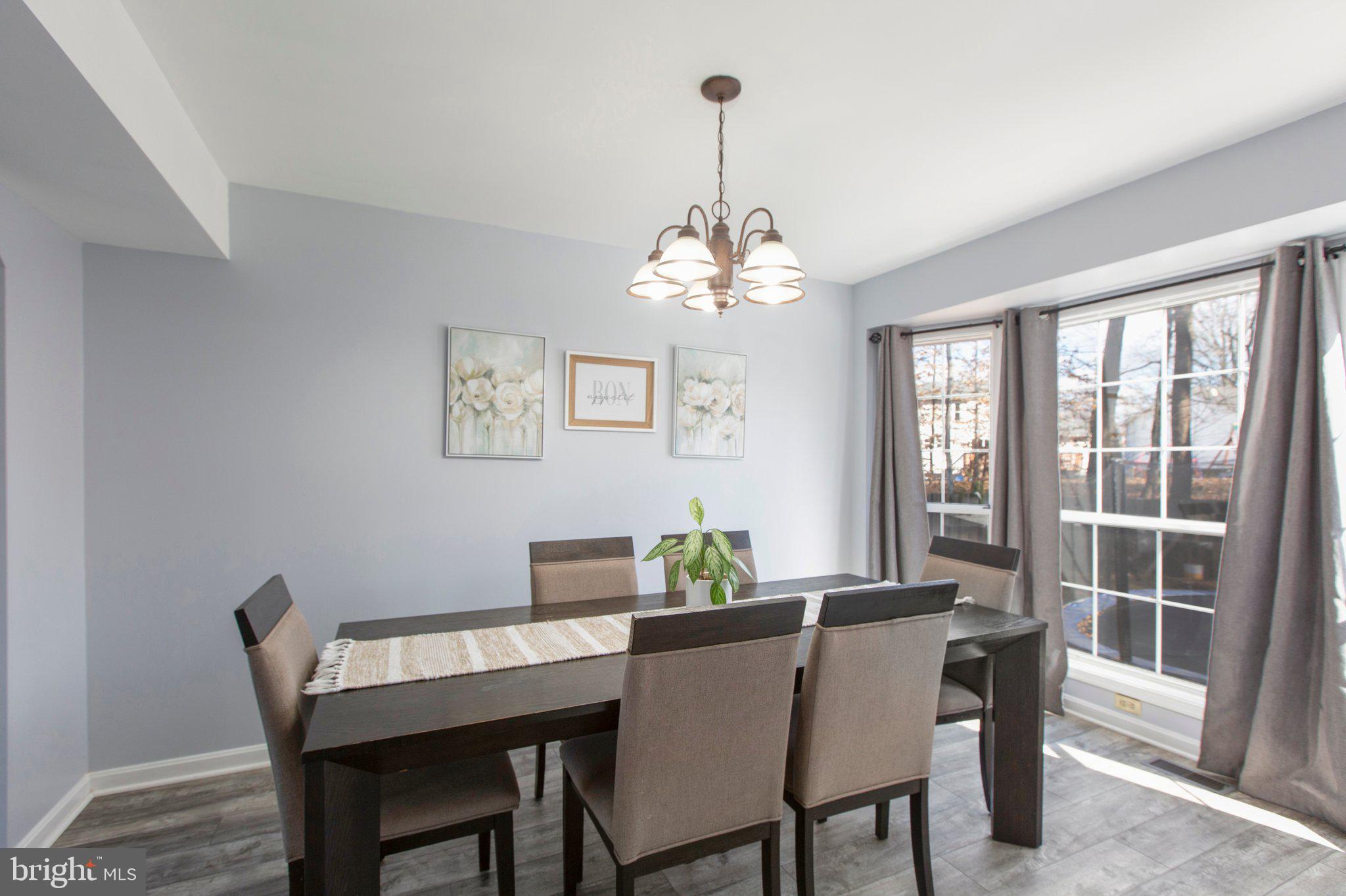 MEADOWOOD PARK - Residential