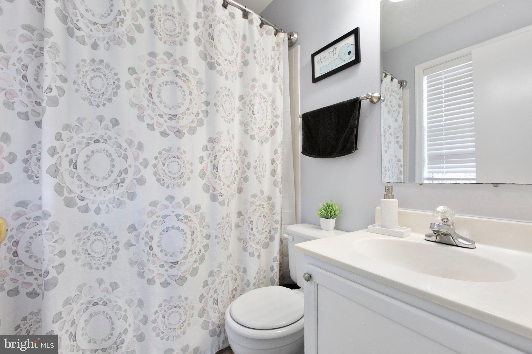 MEADOWOOD PARK - Residential