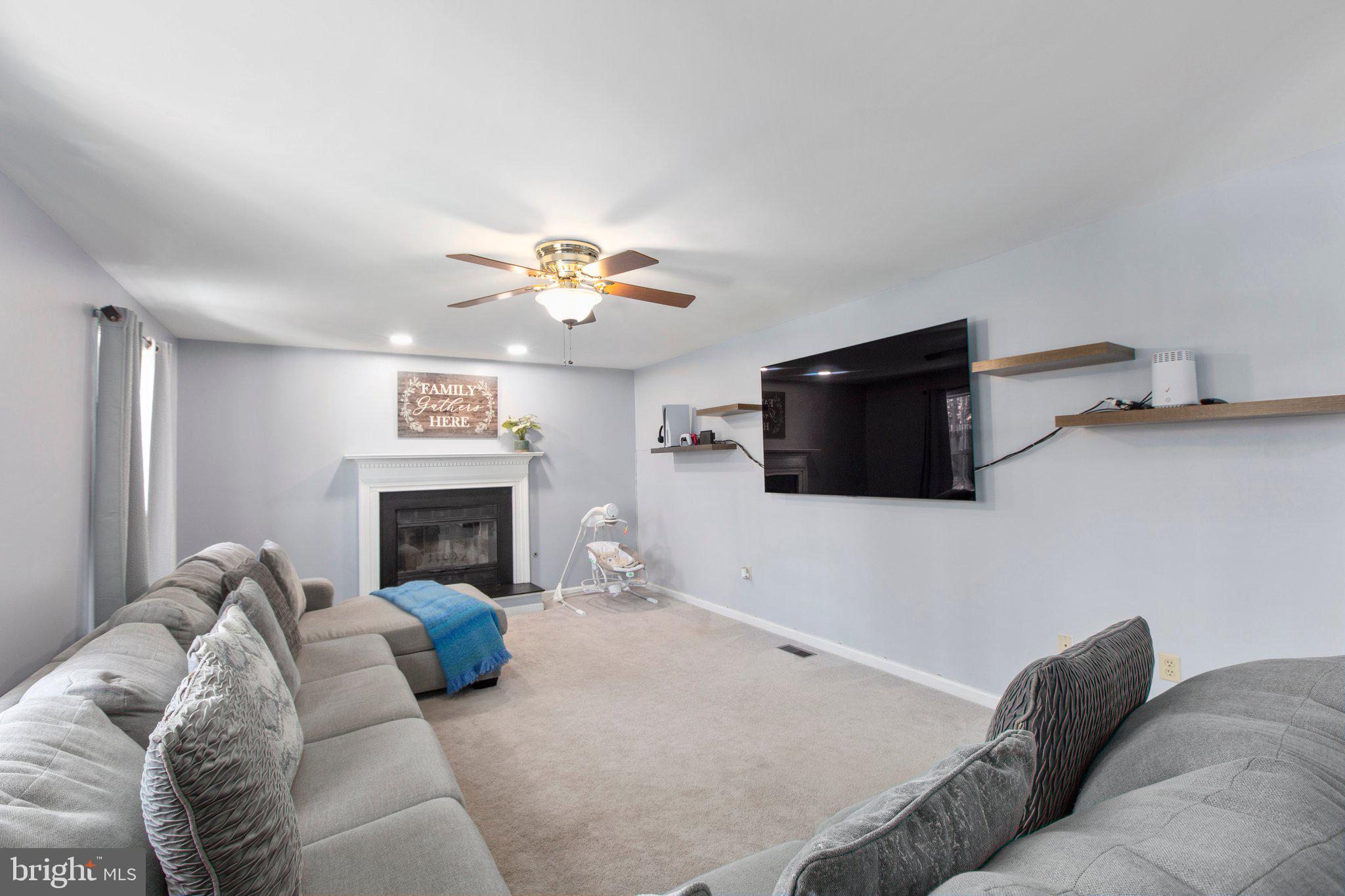 MEADOWOOD PARK - Residential