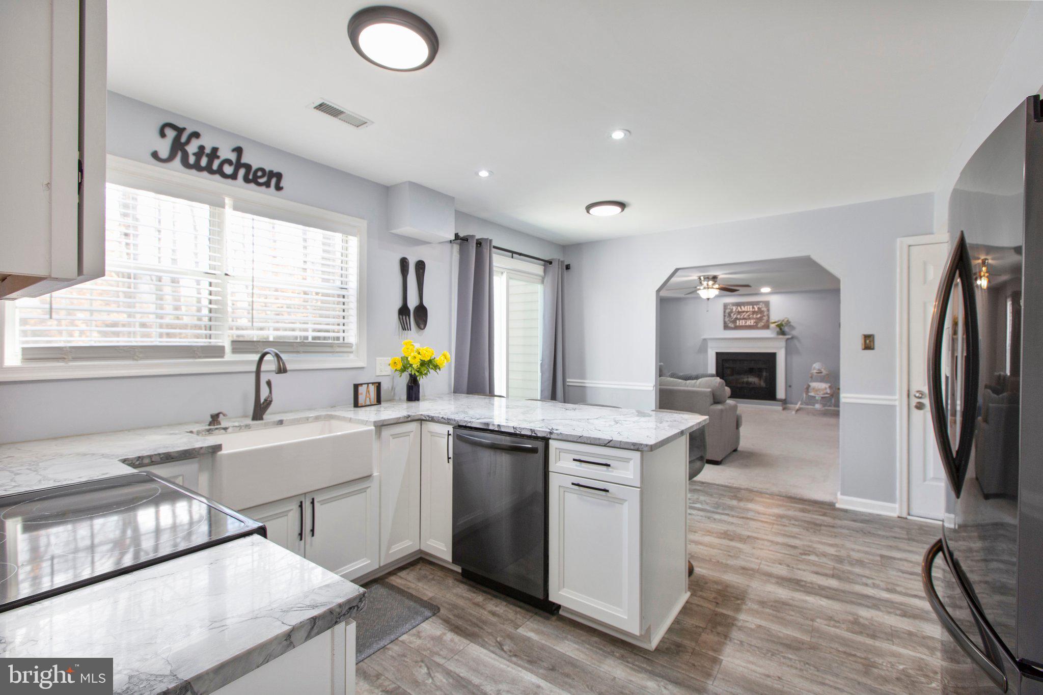 MEADOWOOD PARK - Residential