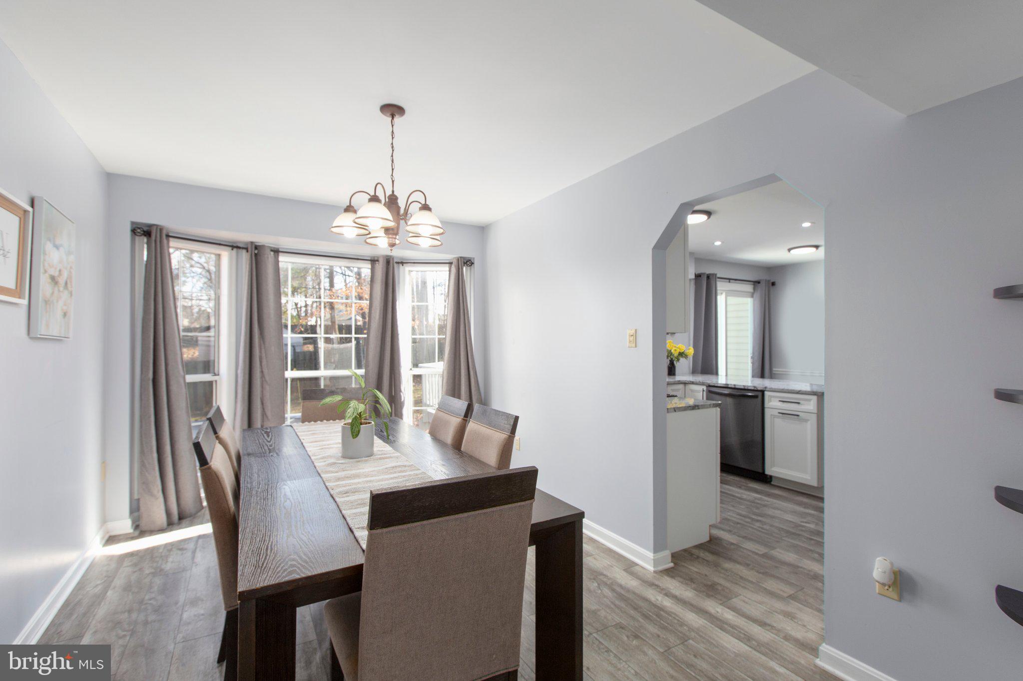 MEADOWOOD PARK - Residential