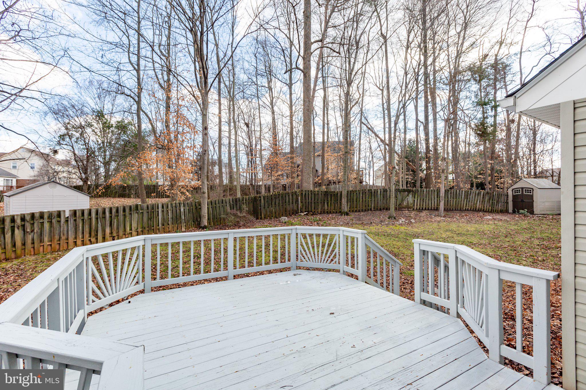 MEADOWOOD PARK - Residential