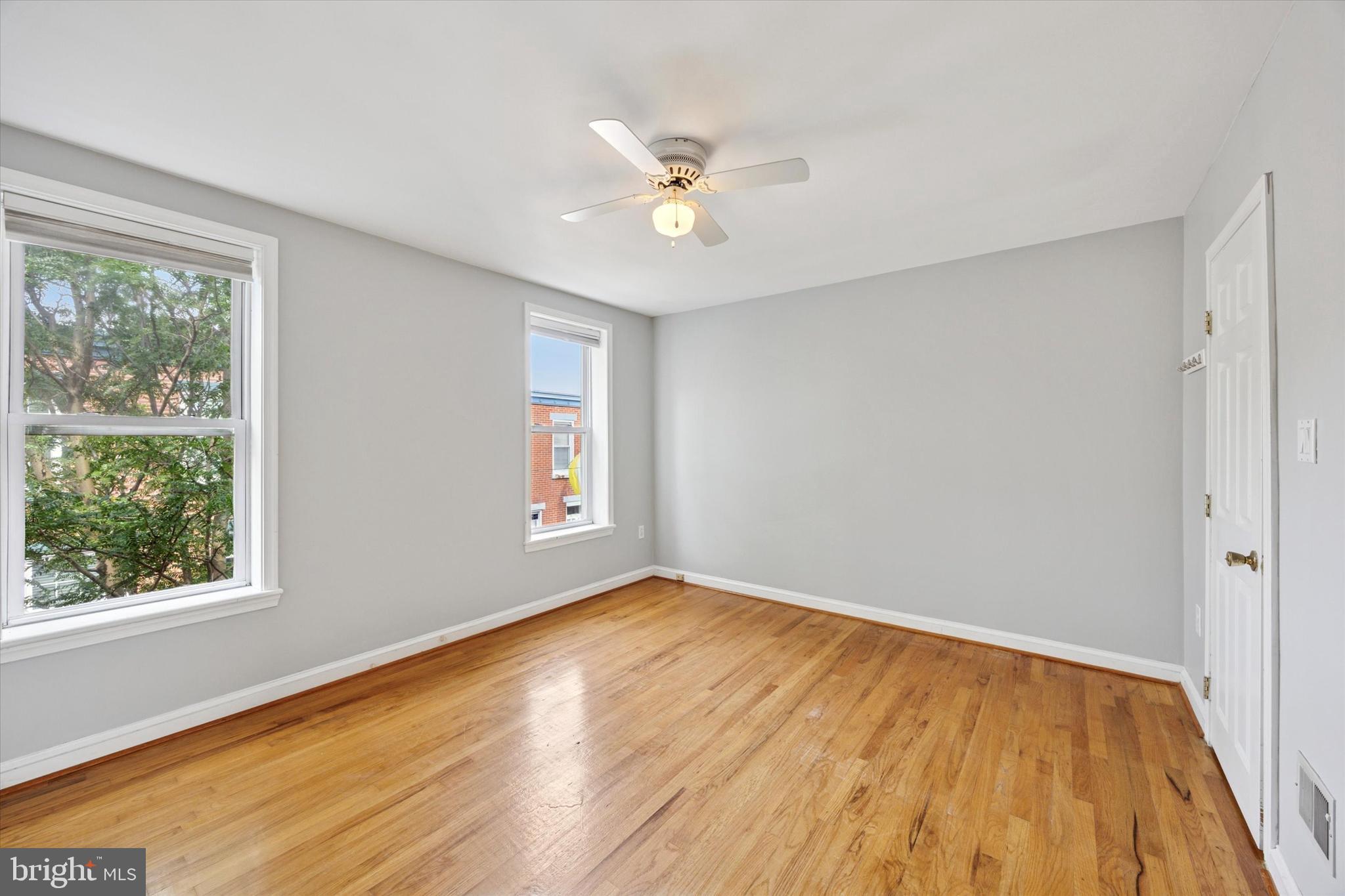 ART MUSEUM AREA - Residential Lease