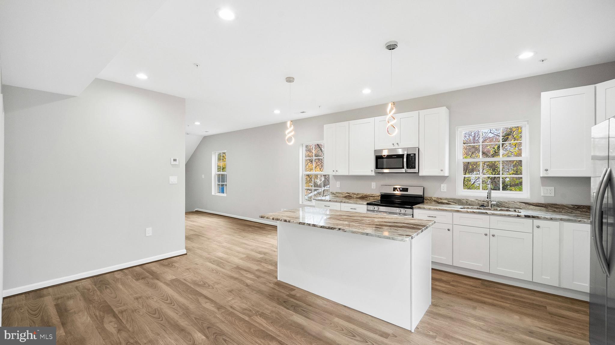 CAPITOL HEIGHTS - Residential