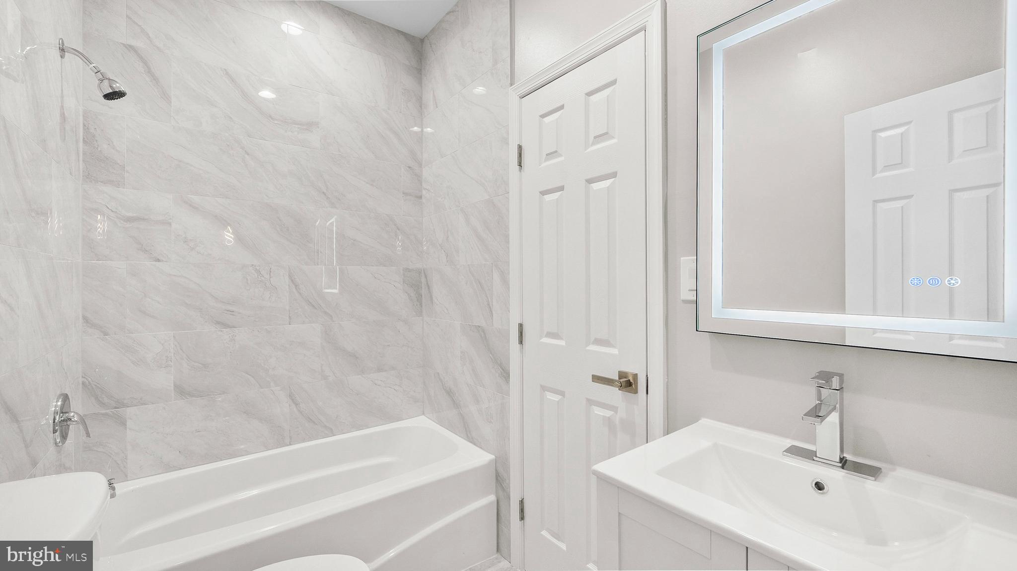 CAPITOL HEIGHTS - Residential