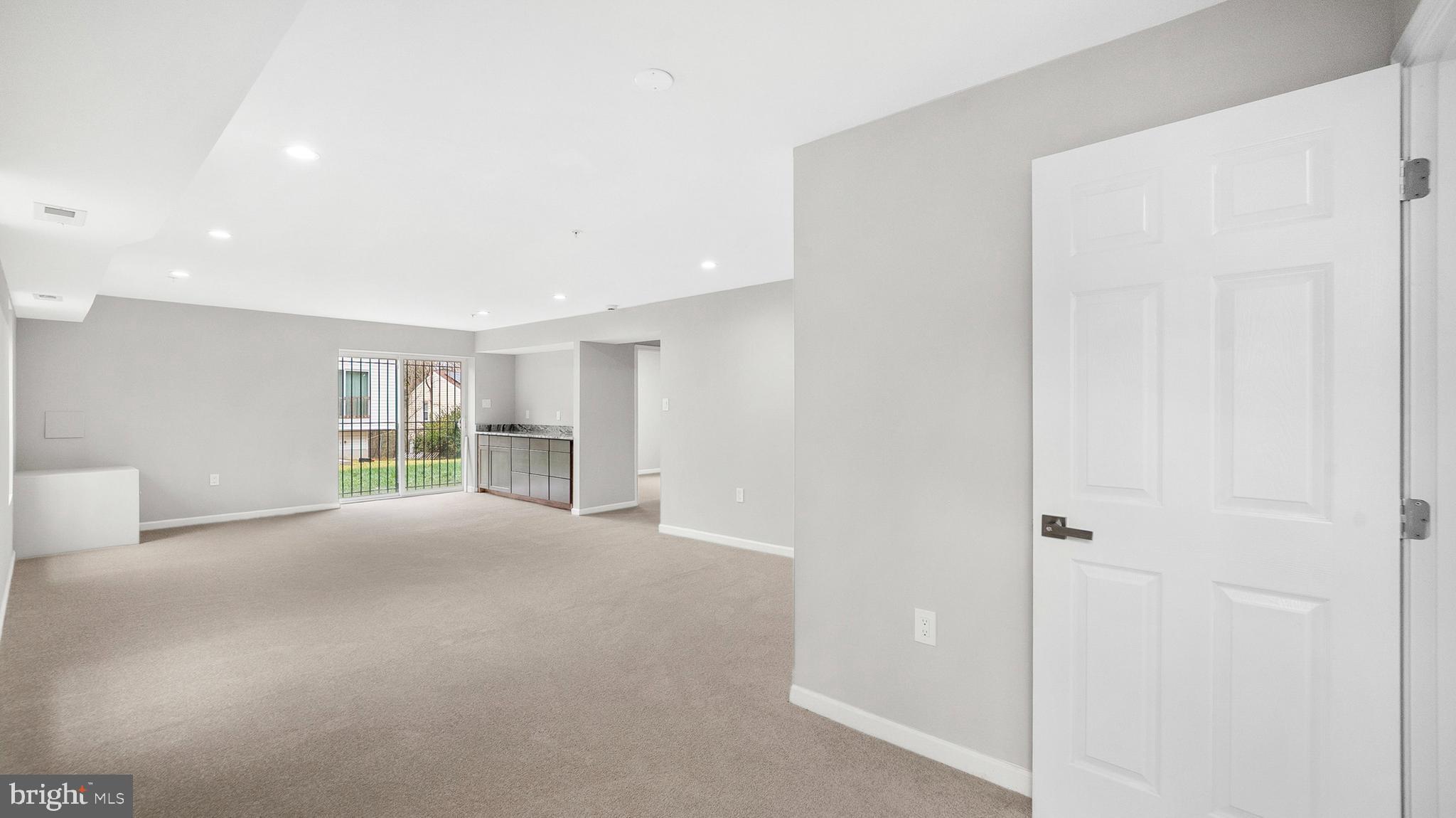 CAPITOL HEIGHTS - Residential