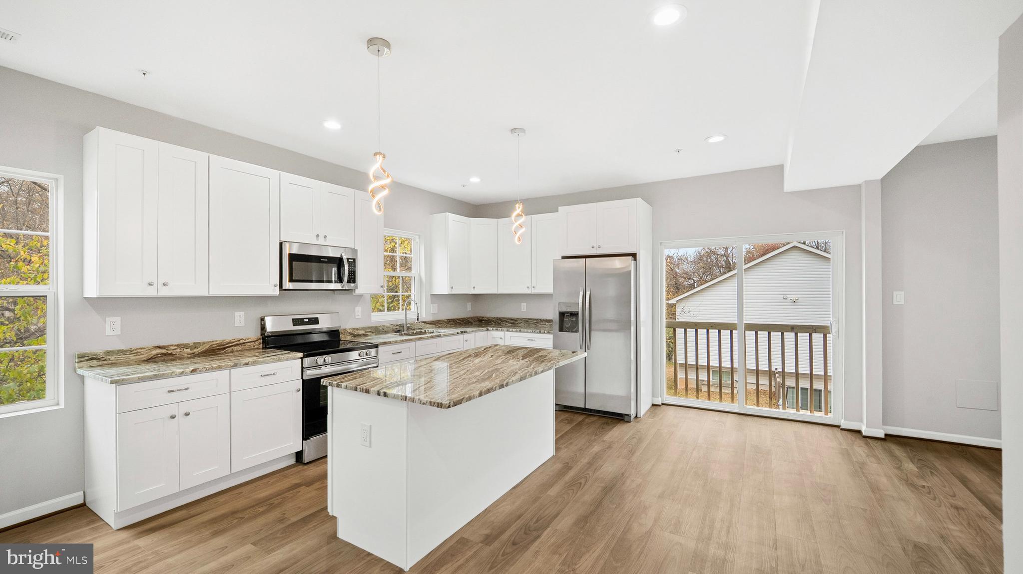 CAPITOL HEIGHTS - Residential